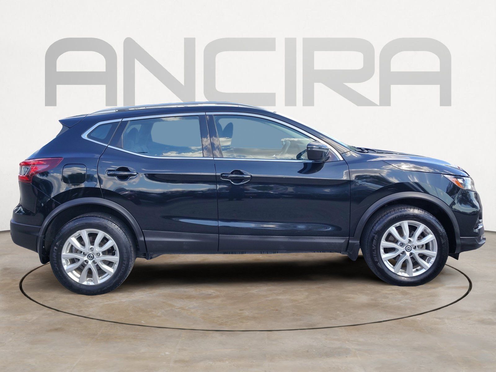 Used 2020 Nissan Rogue Sport SV FWD image 12
