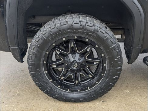 Used 2020 GMC Sierra 1500 AT4 w/ Driver Alert Package I image 19