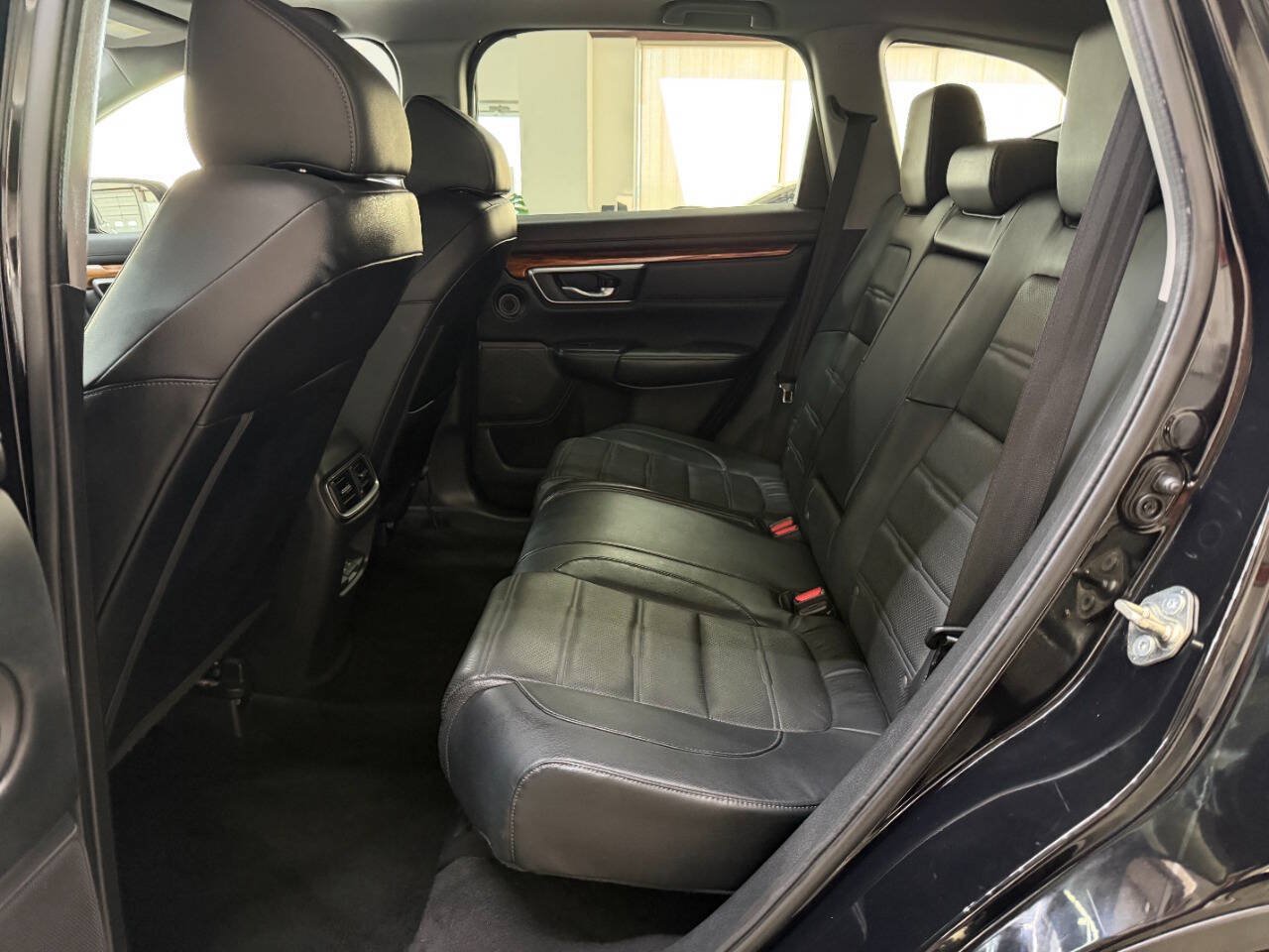 Used 2017 Honda CR-V Touring image 13