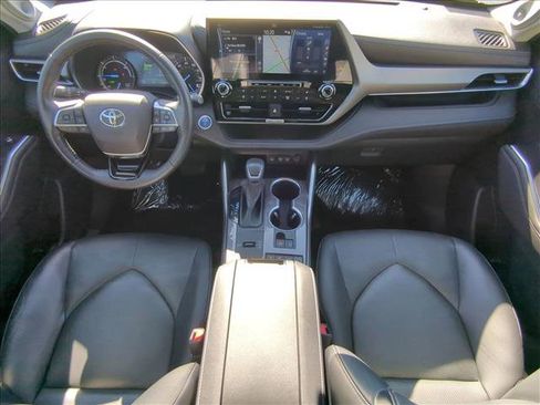 Certified 2020 Toyota Highlander Limited image 19