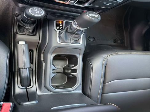 New 2026 Jeep Wrangler Unlimited Sahara AWD/4WD image 25