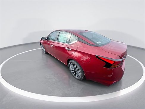 New 2025 Nissan Altima 2.5 SV image 6