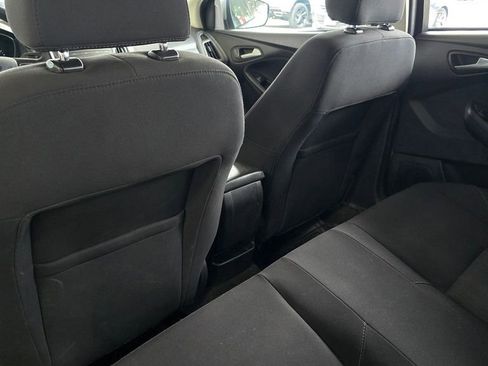 Used 2016 Ford Focus SE image 16