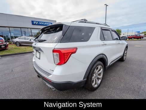 Used 2020 Ford Explorer Platinum w/ Premium Technology Package image 7