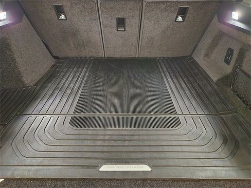 Used 2023 Land Rover Range Rover SE image 31