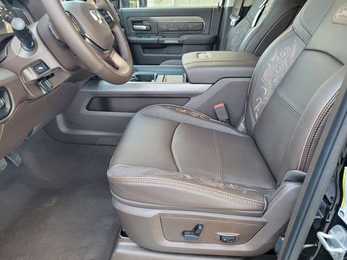 New 2026 RAM 2500 Limited AWD/4WD image 6