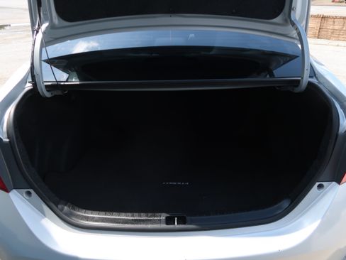 Used 2014 Toyota Corolla LE FWD image 34