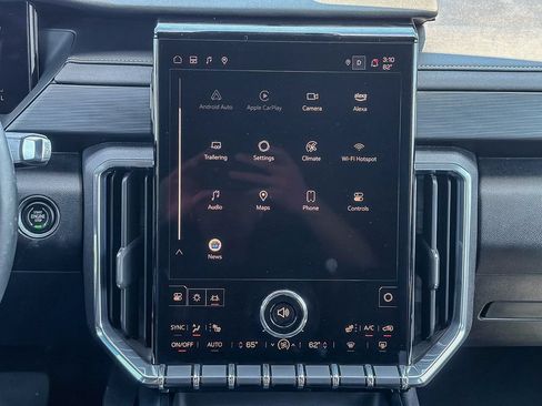 Used 2025 GMC Acadia Elevation FWD image 18