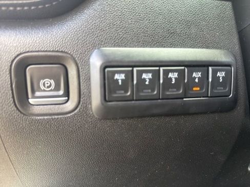 Used 2023 Chevrolet Silverado 2500 High Country w/ Z71 Off-Road Package AWD/4WD image 20