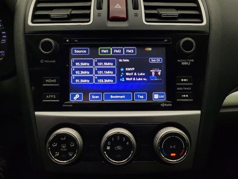 Used 2015 Subaru Crosstrek 2.0i Premium image 25