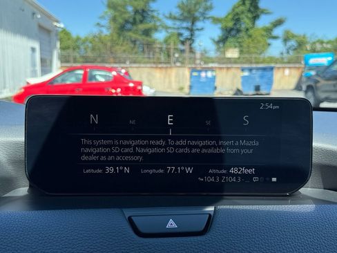 Used 2024 MAZDA CX-90 Plug-In Hybrid w/ Preferred AWD/4WD image 16