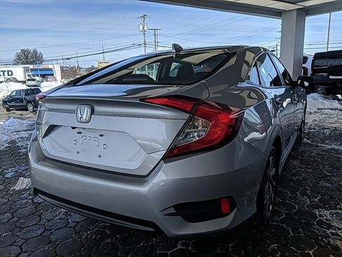 Used 2018 Honda Civic EX image 5