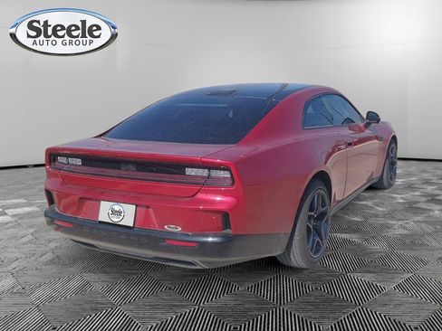 Used 2024 Dodge Charger R/T w/ Plus Group image 5