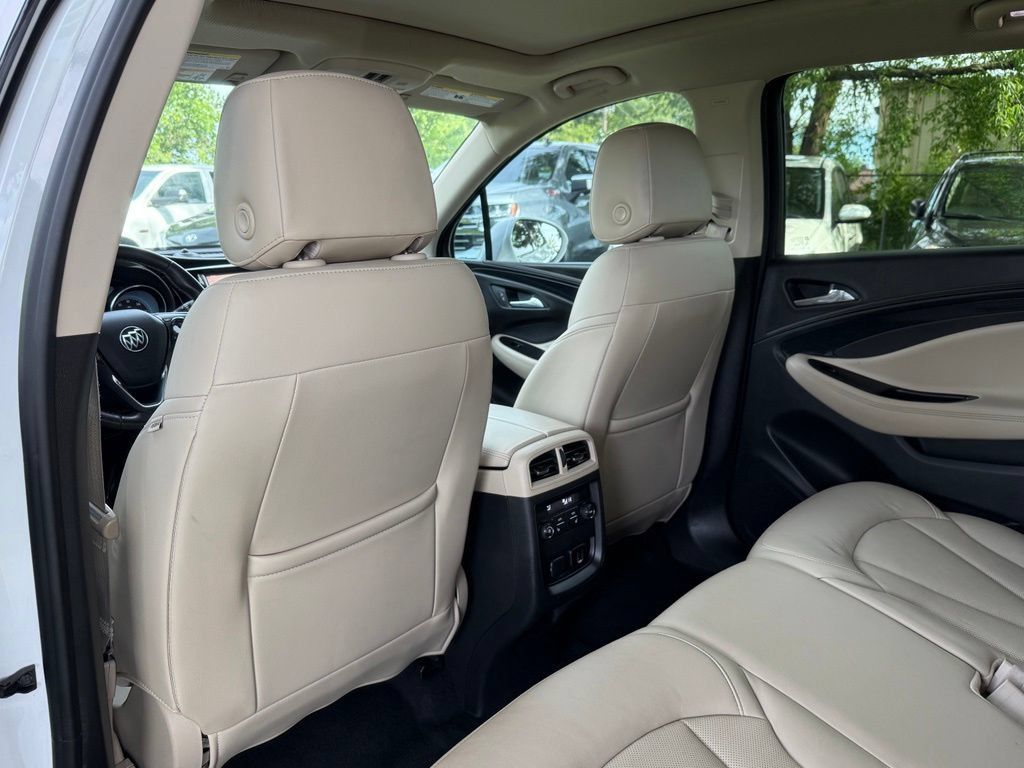 Used 2017 Buick Envision Essence FWD image 12