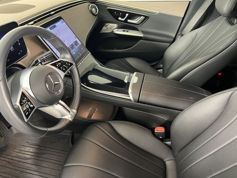 Certified 2023 Mercedes-Benz EQE 500 4MATIC Sedan image 4