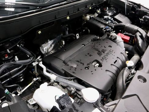 Used 2024 Mitsubishi Outlander Sport 2.0 Trail Edition image 18