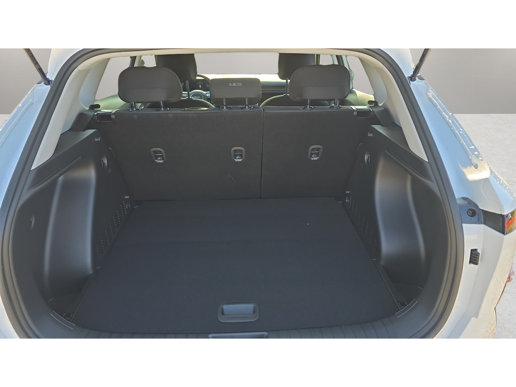 New 2027 Hyundai Kona SE AWD/4WD image 9