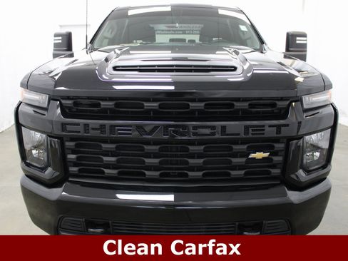 Used 2022 Chevrolet Silverado 2500 Custom w/ Custom Convenience Package image 2
