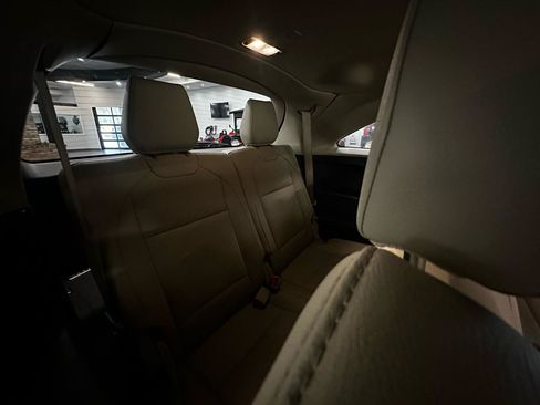 Used 2019 Acura MDX SH-AWD image 15