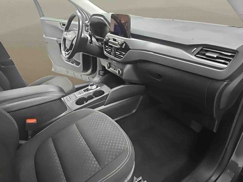 Used 2024 Ford Escape Active AWD/4WD image 19
