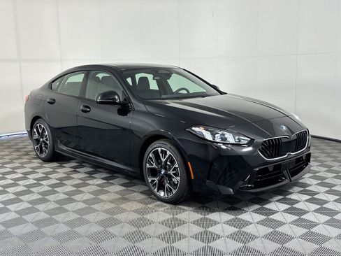Used 2026 BMW 228i w/ Technology Package FWD image 6