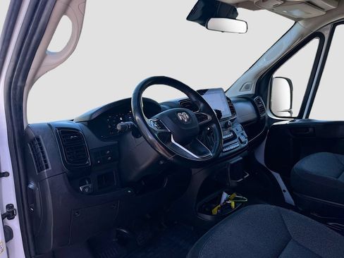 Used 2023 RAM ProMaster 2500 w/ Advance Safety Group (B) FWD image 9