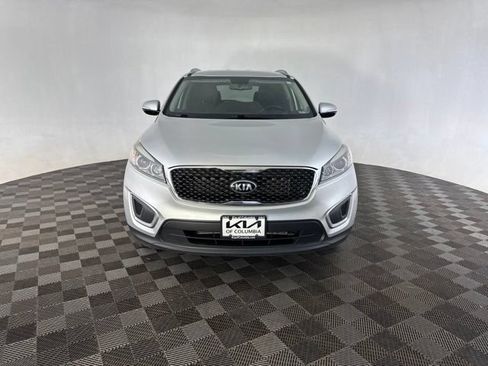 Used 2016 Kia Sorento FWD w/ LX Convenience Package image 3