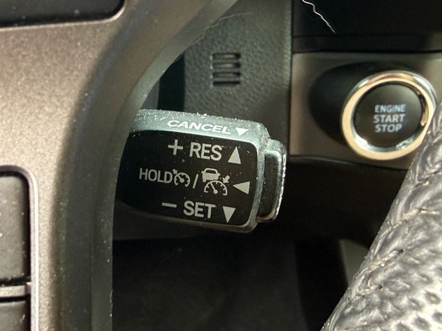 Used 2021 Toyota Tacoma TRD Off-Road AWD/4WD image 18