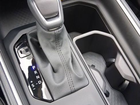 Used 2025 Toyota Grand Highlander AWD Hybrid image 28