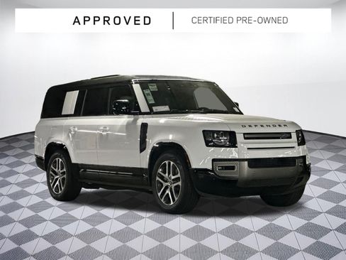 Used 2025 Land Rover Defender 130 X-Dynamic SE AWD/4WD image 6