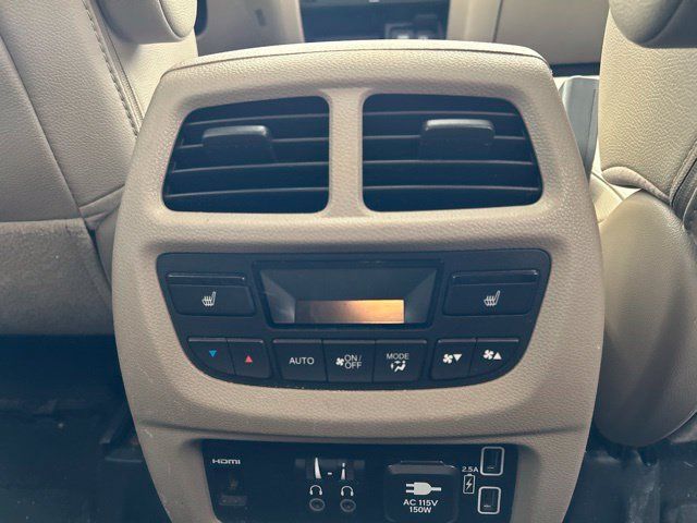 Used 2021 Honda Pilot Touring image 7