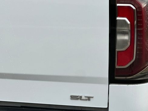 Used 2018 GMC Sierra 1500 SLT image 27