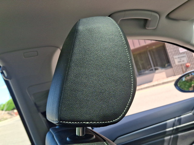Used 2023 Volkswagen Jetta SE w/ Panoramic Sunroof Package FWD image 13