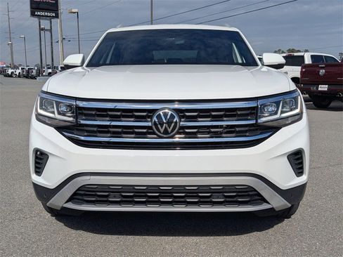 Used 2022 Volkswagen Atlas Cross Sport SE image 9