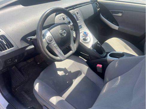 Used 2013 Toyota Prius Three FWD image 6
