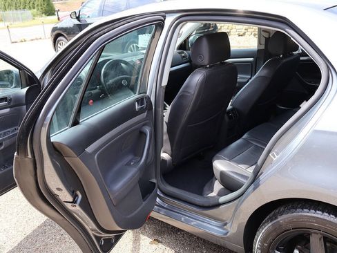 Used 2006 Volkswagen Jetta TDI FWD image 16
