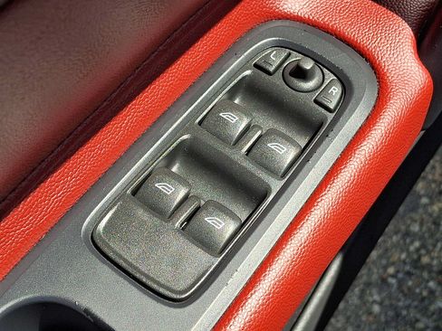 Used 2013 Volvo C70 T5 FWD image 24
