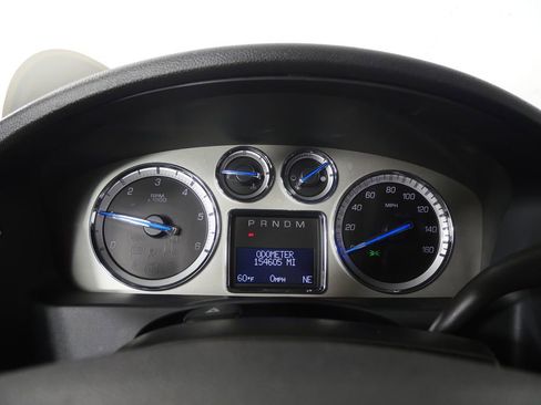 Used 2010 Cadillac Escalade AWD image 21