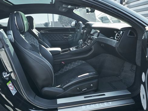 Used 2023 Bentley Continental GT Speed image 23