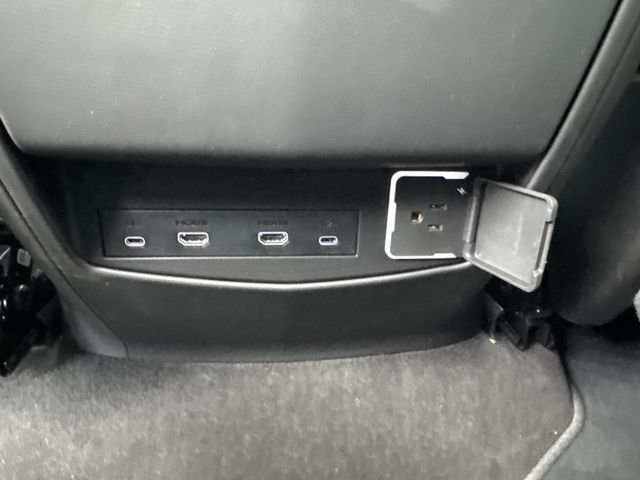 Used 2026 Cadillac Escalade Sport RWD image 19