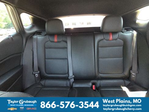 Used 2025 Chevrolet Trax RS FWD image 25