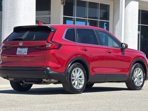 Used 2025 Honda CR-V EX image 4