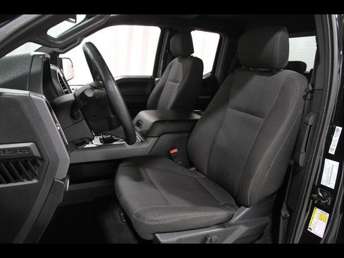 Used 2019 Ford F150 XLT w/ Equipment Group 302A Luxury AWD/4WD image 6