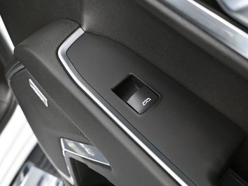 Used 2023 Chevrolet Silverado 1500 LTZ image 52