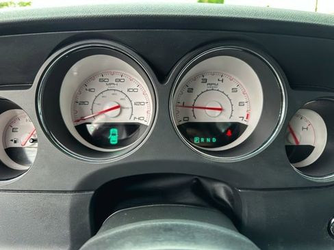 Used 2012 Dodge Challenger SXT RWD image 17