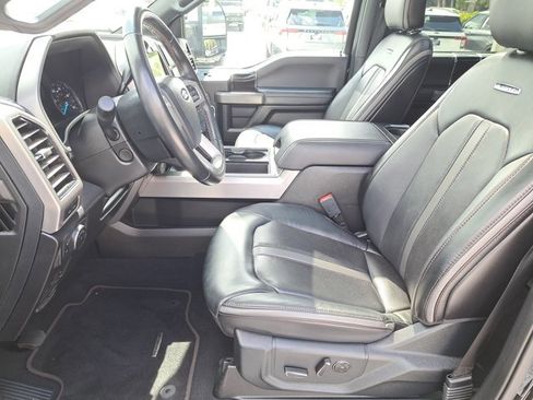 Certified 2021 Ford F250 Platinum w/ FX4 Off-Road Package image 17