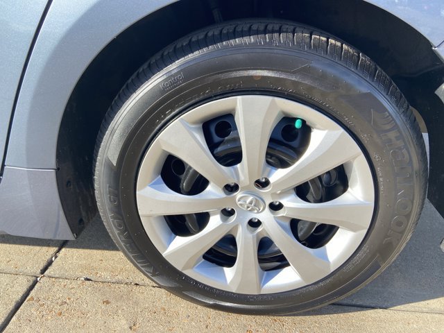 Used 2025 Toyota Corolla LE FWD image 26