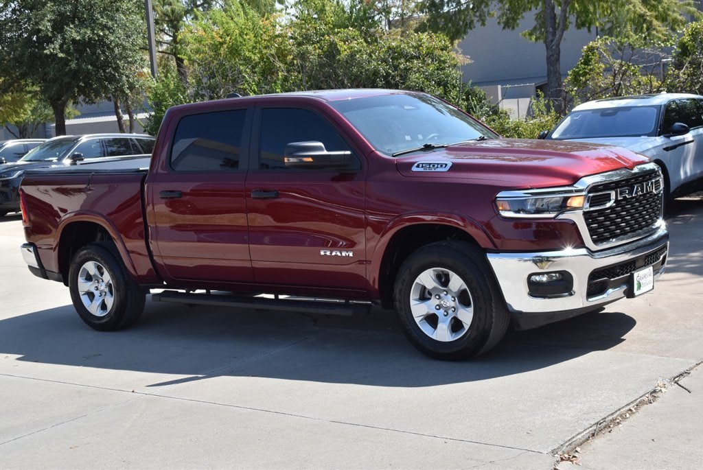 Used 2025 RAM 1500 Lone Star AWD/4WD image 4