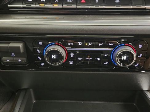 New 2026 Chevrolet Silverado 1500 High Country AWD/4WD image 36