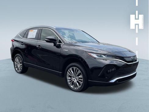 Used 2021 Toyota Venza XLE w/ Softex Package AWD/4WD image 1